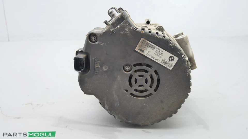 2013-2015 BMW F30 ActiveHybrid 3 Generator Alternator 14V 200A 12317622372 OEM - Image 2 of 4