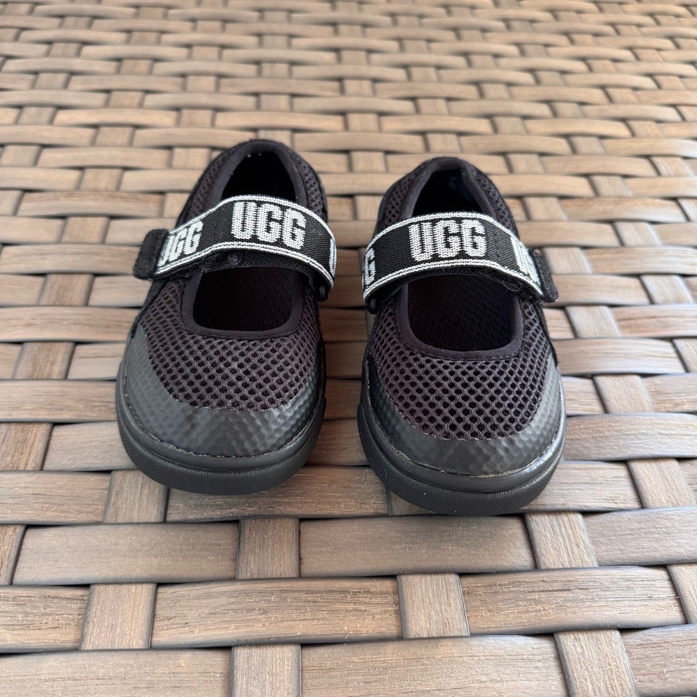 Ugg Baby Toddler Rennon Skimmer Mesh Suede Mary Jane Shoe Size 7 Black