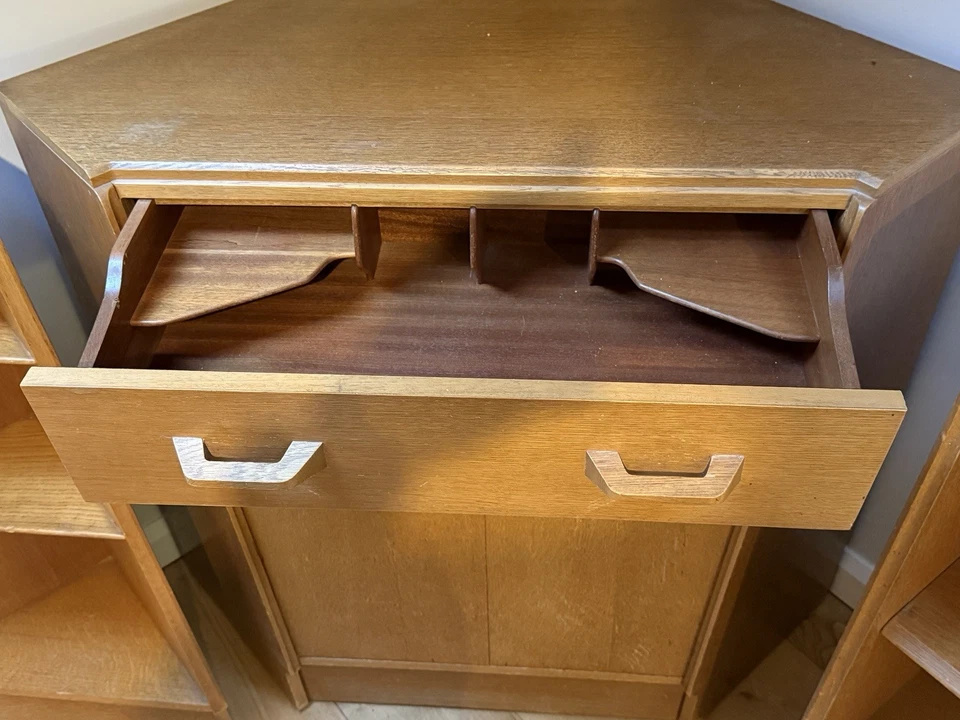 G Plan Corner Writing Desk Bureau With Adjoining Shelving- 1950s Teak - E Gomme - Image 3 of 4