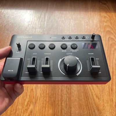 Roland E-4 Voice Tweaker 126909