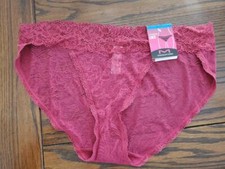 NWT Maidenform Lace Bikini Panties NYLON / SPANDEX DMSLBK VCB BURG S / 5