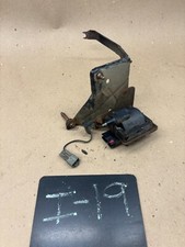 1987-1997 Ford 460 7.5l Efi Engine Ignition Coil Bracket Used Assembly F350 F250