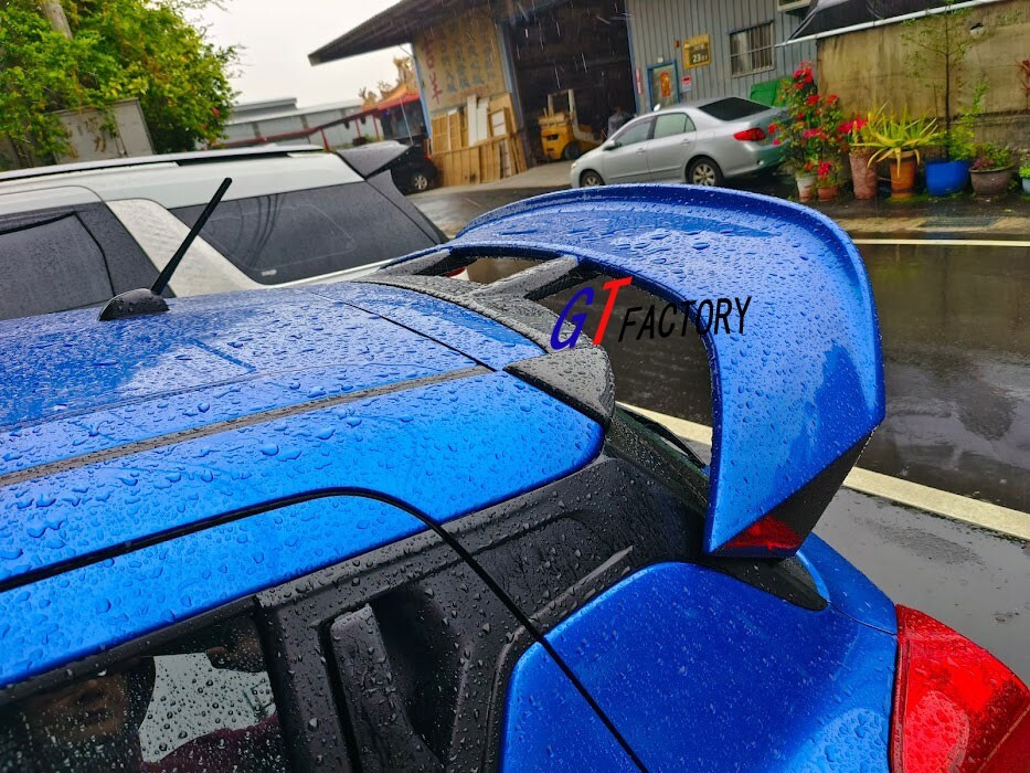 sa　WINGROCK NEW FOR SUZUKI SWIFT ZC33 SPORT 18+ WRC RALLY STYLE UNPAINTED REAR