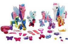 Member Mark Unicorn Family Playset with 48Pieces