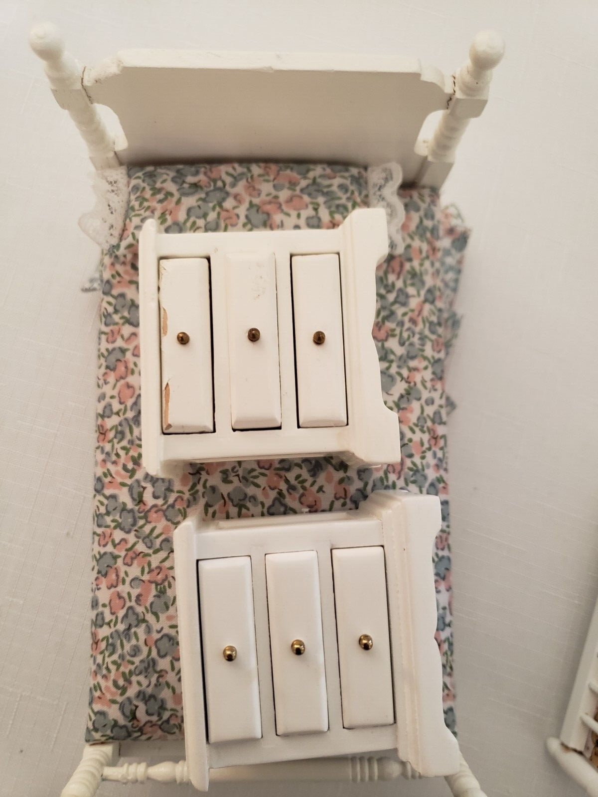 VINTAGE Wooden Miniature Dollhouse Furniture Set Bedroom Baby Set