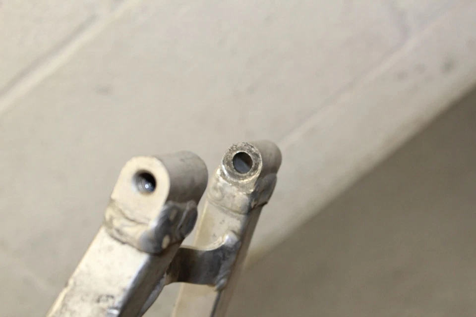 Submarco trasero Yamaha YZ450F 2003 B301 Foto 4 de 4