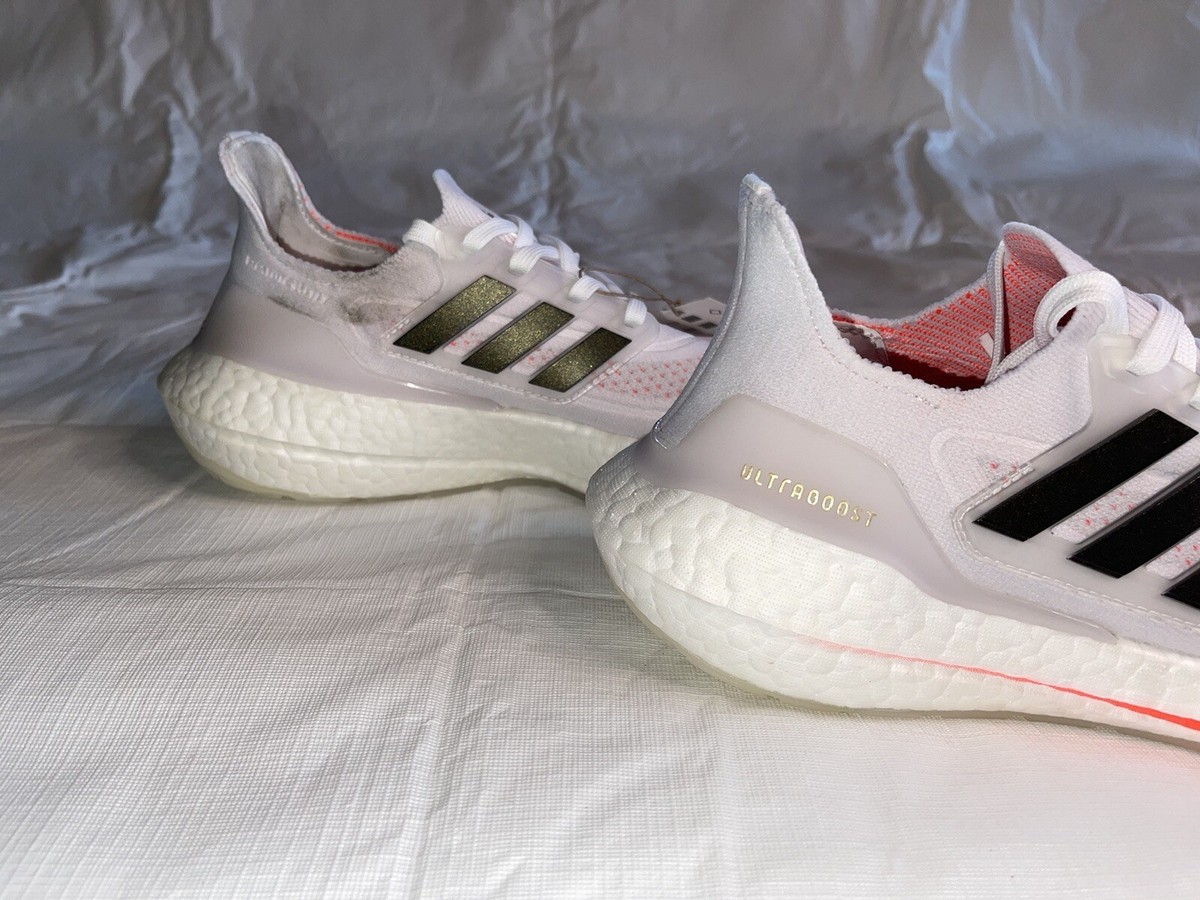Women's Adidas UltraBoost 21 Tokyo Size 6.5 S23840 Cloud