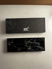 Mont Blanc 585 Classic 14k Gold Tip Fountain Pen