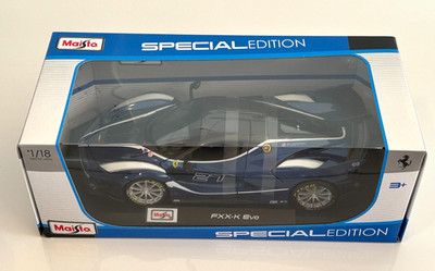 MAISTO Ferrari FXX-K Evo Diecast Model - Blue Special Edition 1:18
