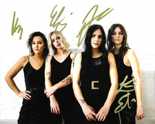 * THE BEACHES * signed 8x10 photo * BLAME MY EX * NO HARD FEELINGS * COA *