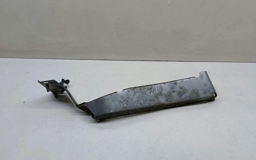 AUDI A4 8K2, B8 Rechte Scheinwerferhalter 8K0821136A 2.00 Petrol 2010 33685835