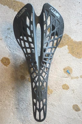 Tioga spyder like saddle