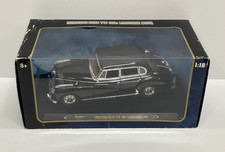 1/18 Ricco 1955 MERCEDES-BENZ TYP 300C LIMOUSINE (BLACK) diecast