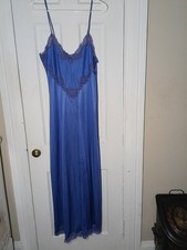Vintage Interludes Lingerie Blue Lace Nylon Full Sweep Night Gown Size S B6