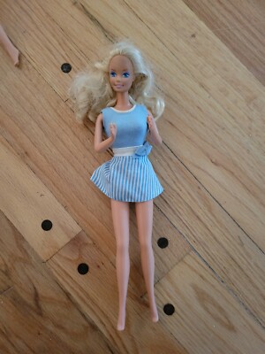 Barbie Vtg Blue Dress 1980s made in Malaysia