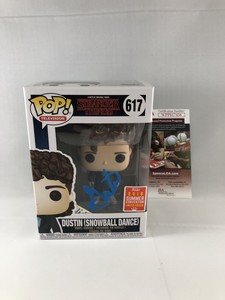 dustin snowball dance funko