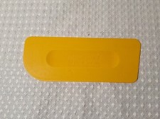 Tupperware Spatola Spandiconcime Decoratore Torte Giallo #1559