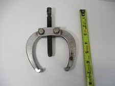 Armstrong Br Gear Or Bearing Puller Up To 5 Size Smooth Screw Movement Vgc