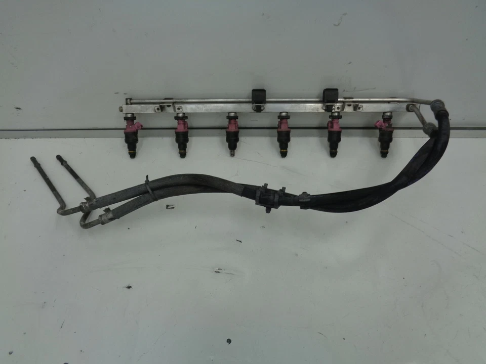 1996-1999 BMW 328i E46 Fuel Rail w/ Injectors OEM AK200198 - Image 2 of 4