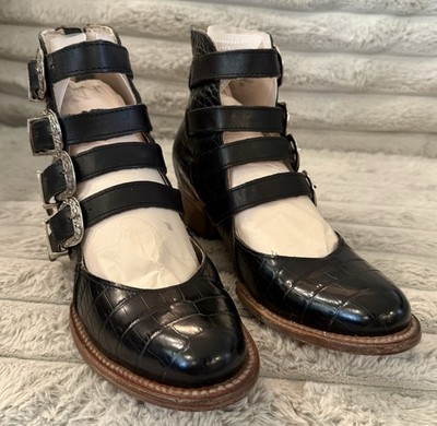 EUC- Freebird Black Croc Embossed  Scarlett  ankle Boots. Size 9.  Free ship! 