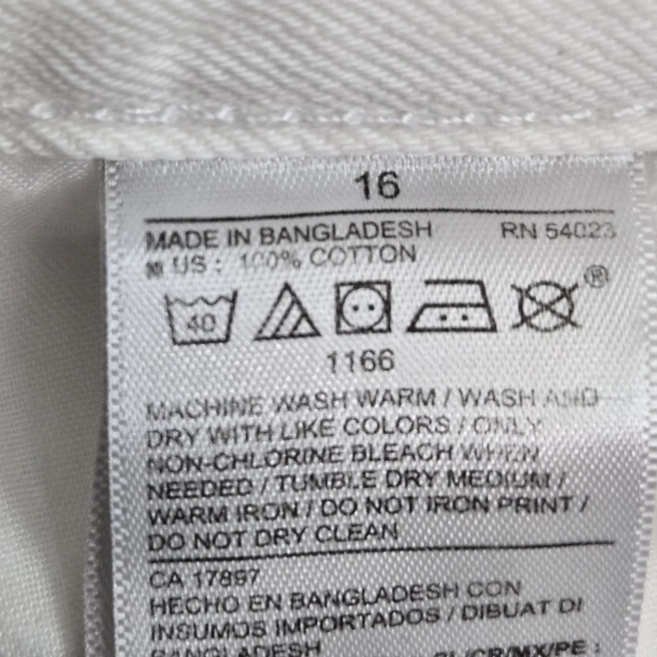 Pantalones cortos Old Navy para mujer 16 sarga blanca dobladillo crudo entrepierna de 5" Foto 3 de 4