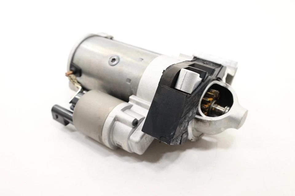 2019 - 2025 宝马 X4 G02 发动机启动电机 12V 原始设备制造商 8671503 — 第 3/4 张图片