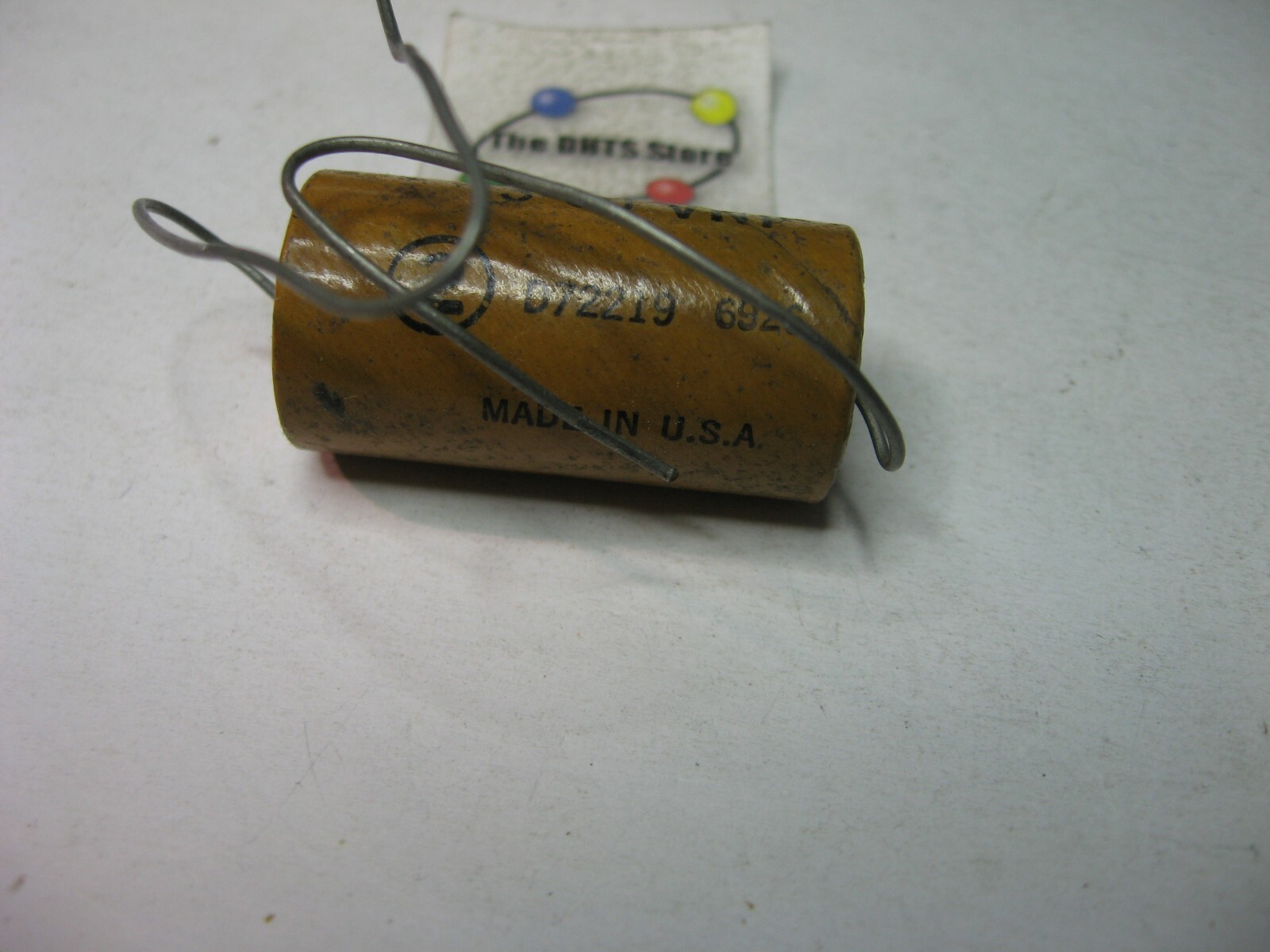 NonPolarized NP Electrolytic Capacitor 3uF 30V Zenith 222945