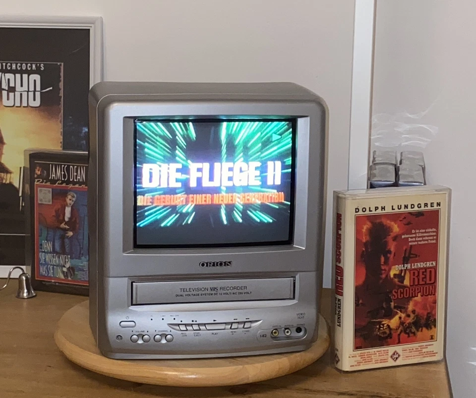 Die Fliege II - Die Geburt einer neuen Generation - VHS FSK18 Hardbox - Bild 4 von 4