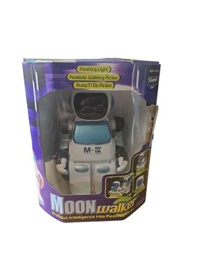 2002 Original Moonwalker M-IV Robot Silverlit 83071 NEW IN BOX 