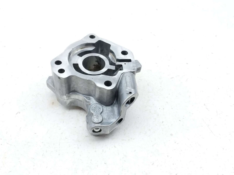 Bomba de aceite de motor Harley FLHTCUTG Tri Glide Ultra 17-24 Foto 2 de 4