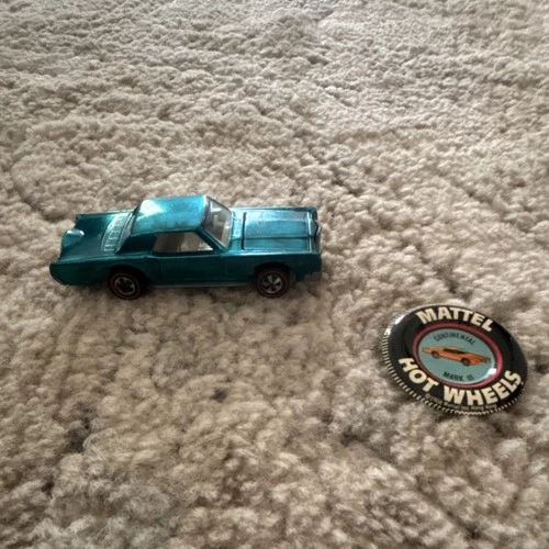 New ListingHot Wheels Redlines Custom Continental Mark III 1:64 Blue Diecast Lincoln Car
