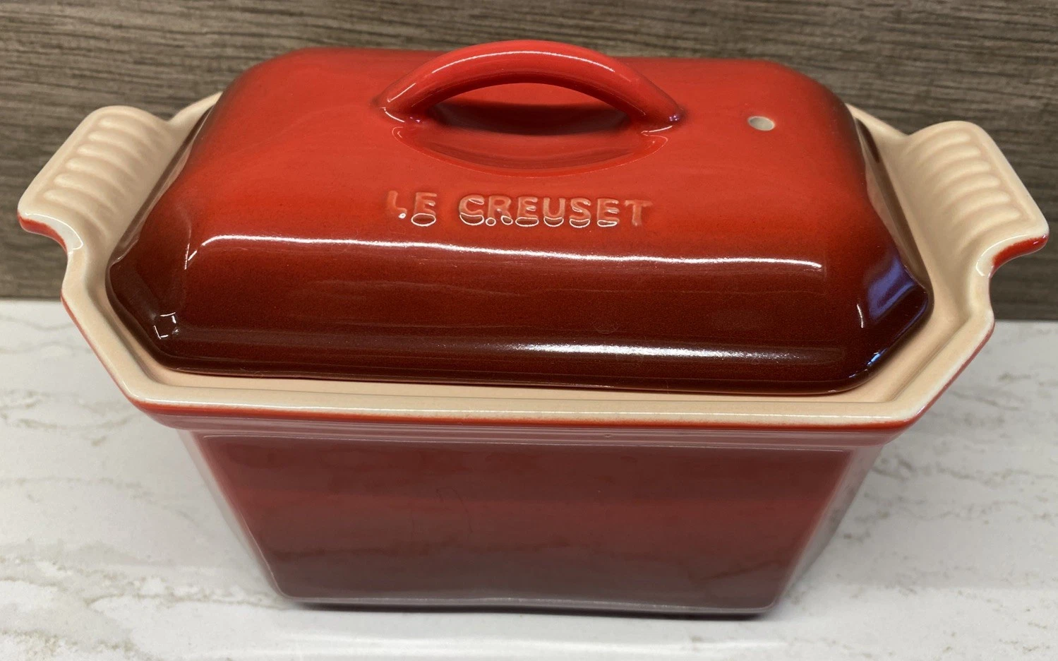 Le Creuset Stoneware Pate Terrine w/ Press .72 Qt/0.8L Flame Orange Loaf Pan