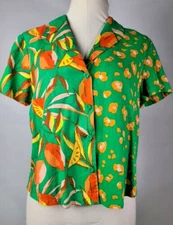 Tabitha Brown blouse Geometric Button Size Medium