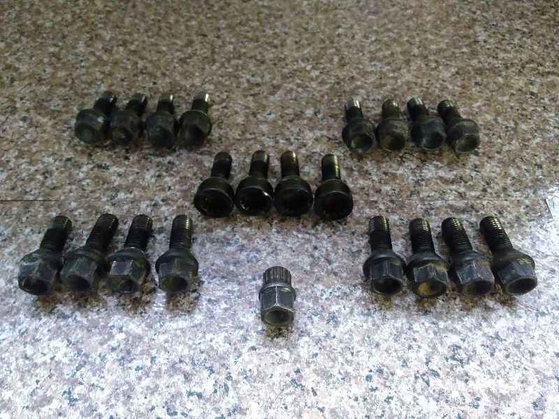 02 03 04 05 Bmw 325i 320i 330i Lug Nuts Complete Set With Locks eBay