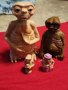 4-Vintage 1980's E. T. Extra-Terrestrial Collectible Figurines...