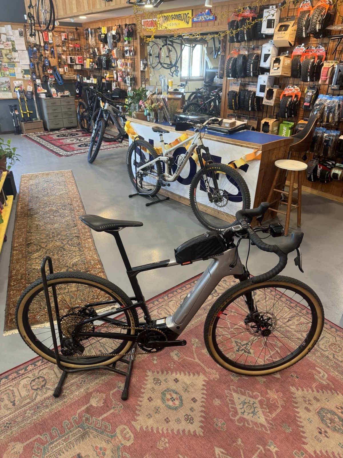 Cannondale Topstone Neo Medium Lefty Oliver 30mm Reserve Carbon Wireless