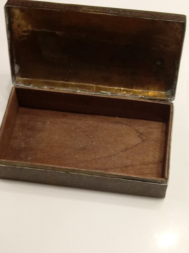 1930's British Colonial India Brass Inlay Enamel Trinket Box 6x3 Inches - Picture 5 of 5