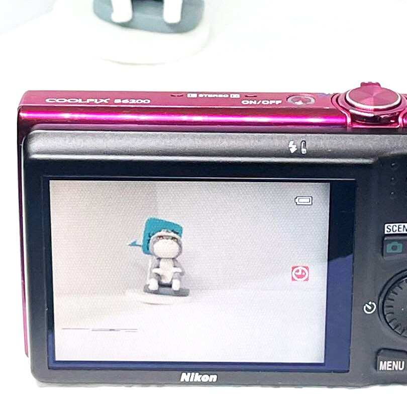 Nikon Coolpix S6200 Pink 16MP Digital Camera 10x Optical