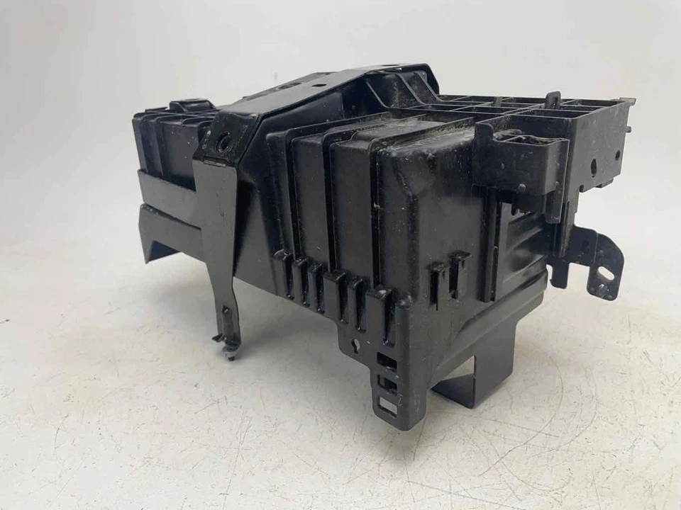 Battery Tray Holder 13354419 Fits 2011 - 2016 CHEVROLET CRUZE 1.8L - Image 3 of 4