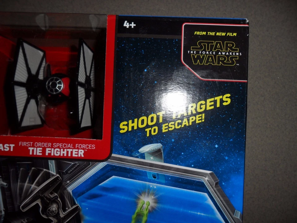 Hot Wheels Star Wars TIE Fighter Blast-Out Battle Play Set - Image 2 of 4