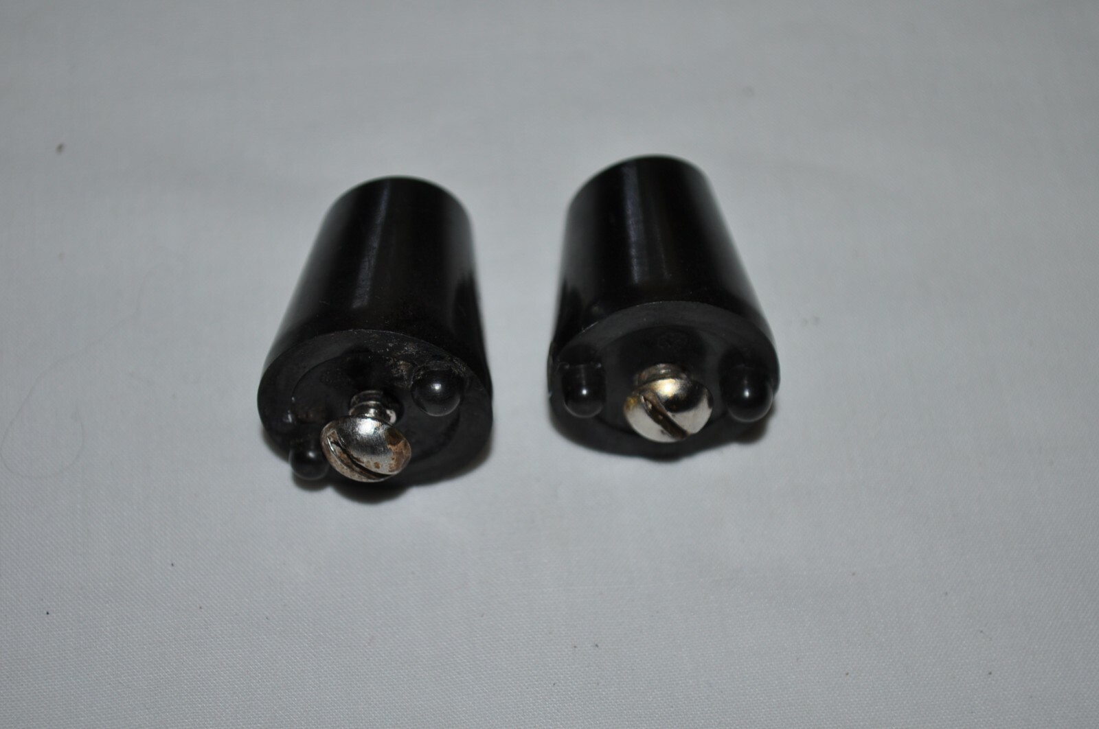 2 Vintage SUNBEAM CG-1 OEM Electric Waffle Iron REPLACEMENT FOOT Legs bolt Parts