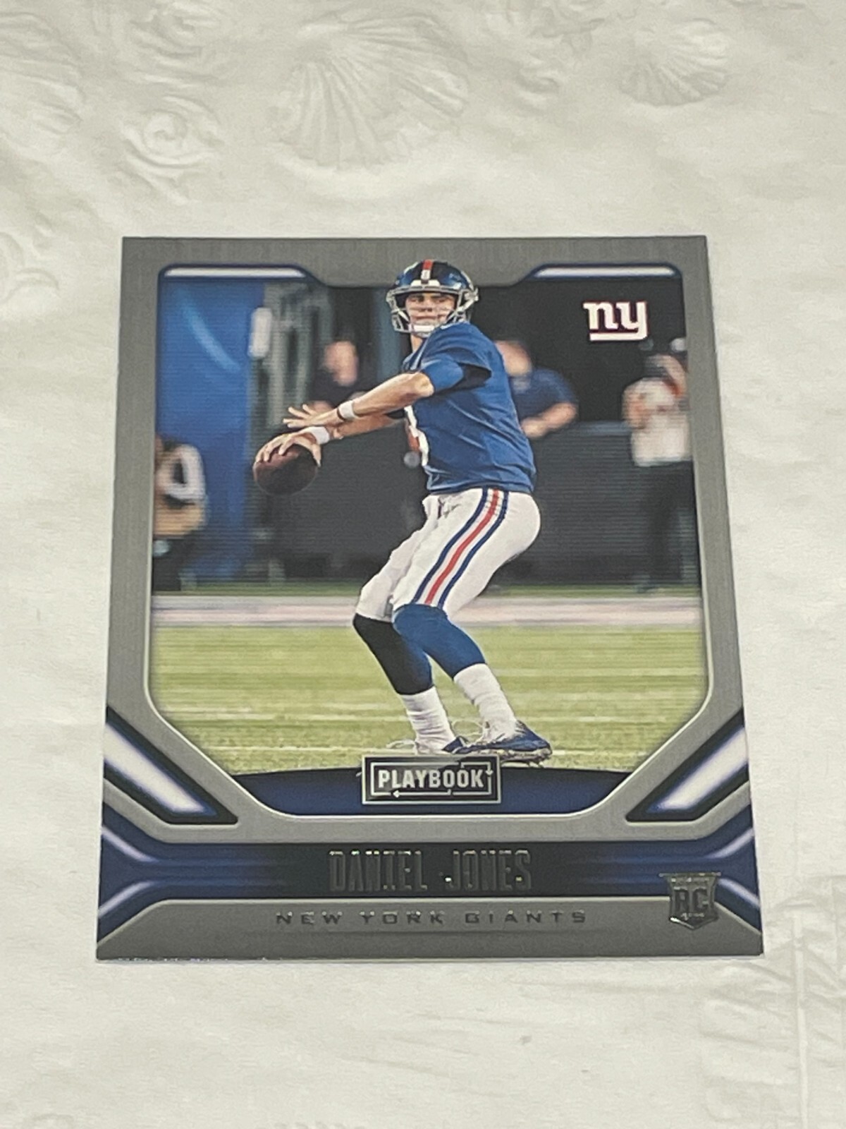 2019 Panini Playbook - Rookies #104 Daniel Jones (RC) Jt1
