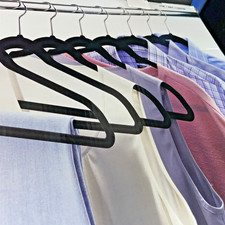25Pk Slim Velvet-like Swivel Hook Hangers, Black Soft 17.7 in Free Shipping 