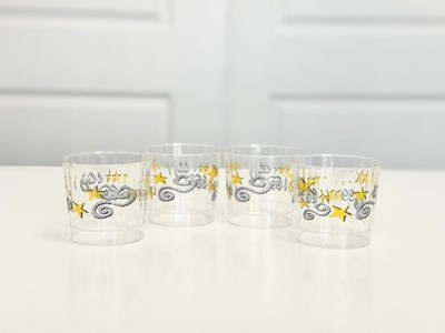 Set of 4 Star Patterned Plastic Cups - New (without tags) - 3x3