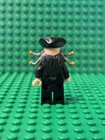 Lego Pirates Of The Caribbean Blackbeard Minifigure 4195 4192