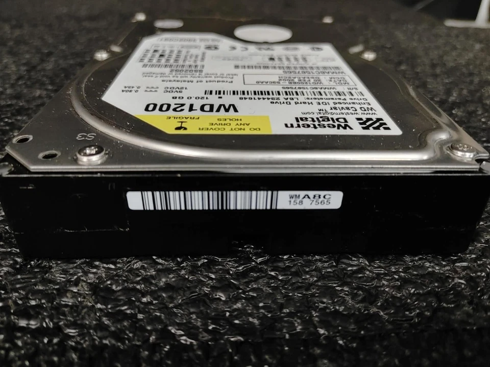 WD WD1200BB-53CAA0 120GB IDE Ultra-ATA/100 3.5" 7.2K RPM 2MB HDD Hard Drive - Image 1 of 4