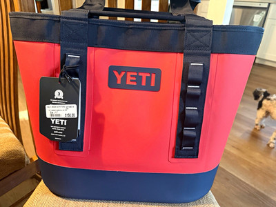 YETI Camino 35 35L Storage Tote Bag Nylon Heavy Duty Handles Red/Black