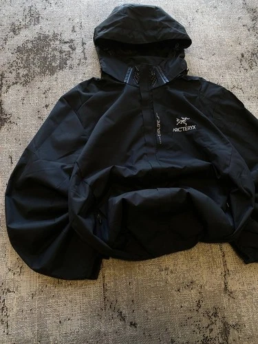 Arcteryx  Black Mens Windbreaker Jacket size Medium image 2