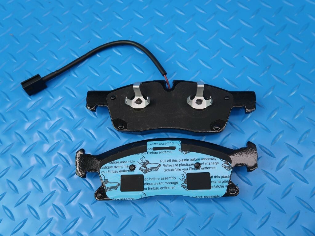 Maserati Levante Base front brake pads TopEuro #9820 