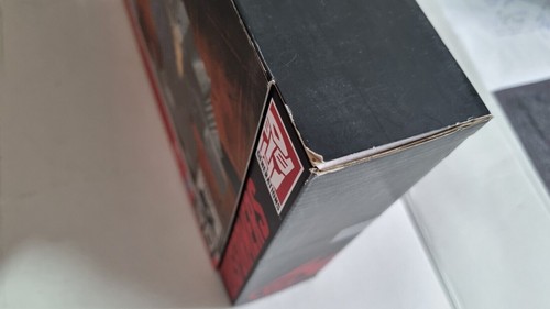 TRANSFORMERS OPTIMUS PRIME & MEGATRON Figure PLATINUM EDITION, packaging creased - Picture 13 of 14